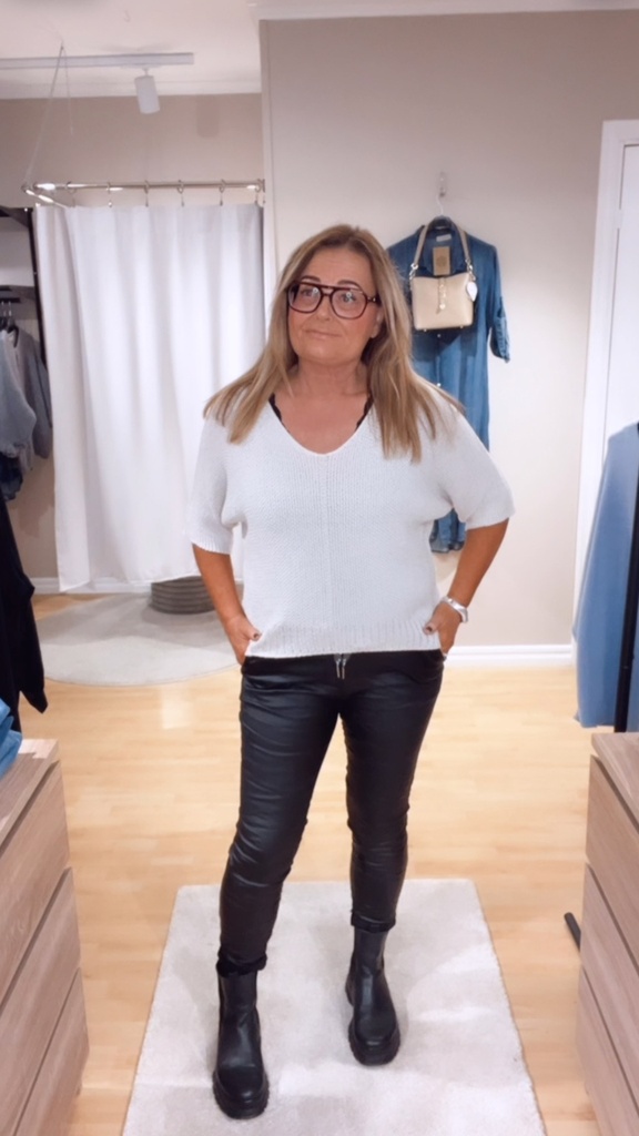 Mira stickad tröja, Beige